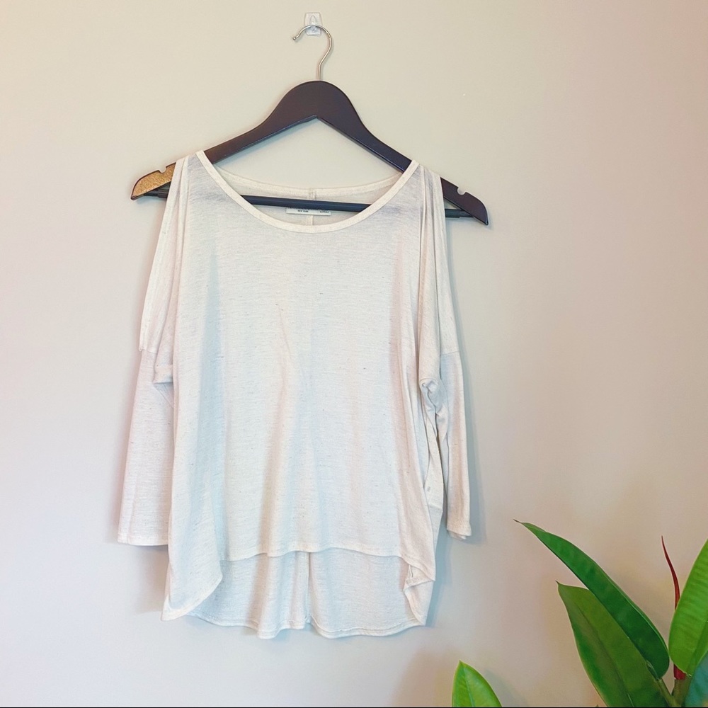 Abercrombie & Fitch cold shoulder top